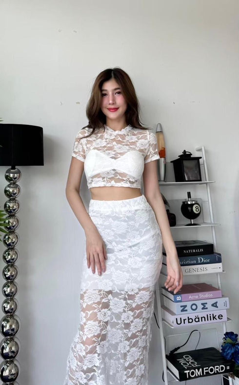 Women Padded Lace Tops With Side Slit Skirts
